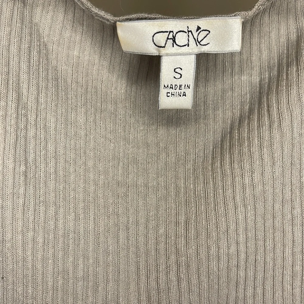 Cache top - Picture 2 of 3